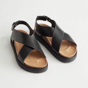 & Other Stories Criss Cross Leather sandal Size 6